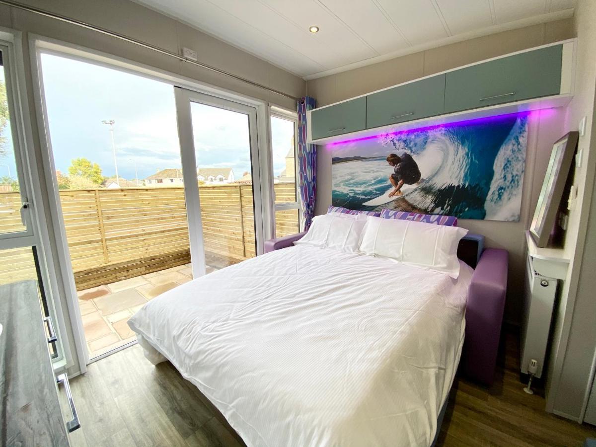 Elletson Park Wood Fired Hot Tubs, Caravans & Pods Pilling Экстерьер фото