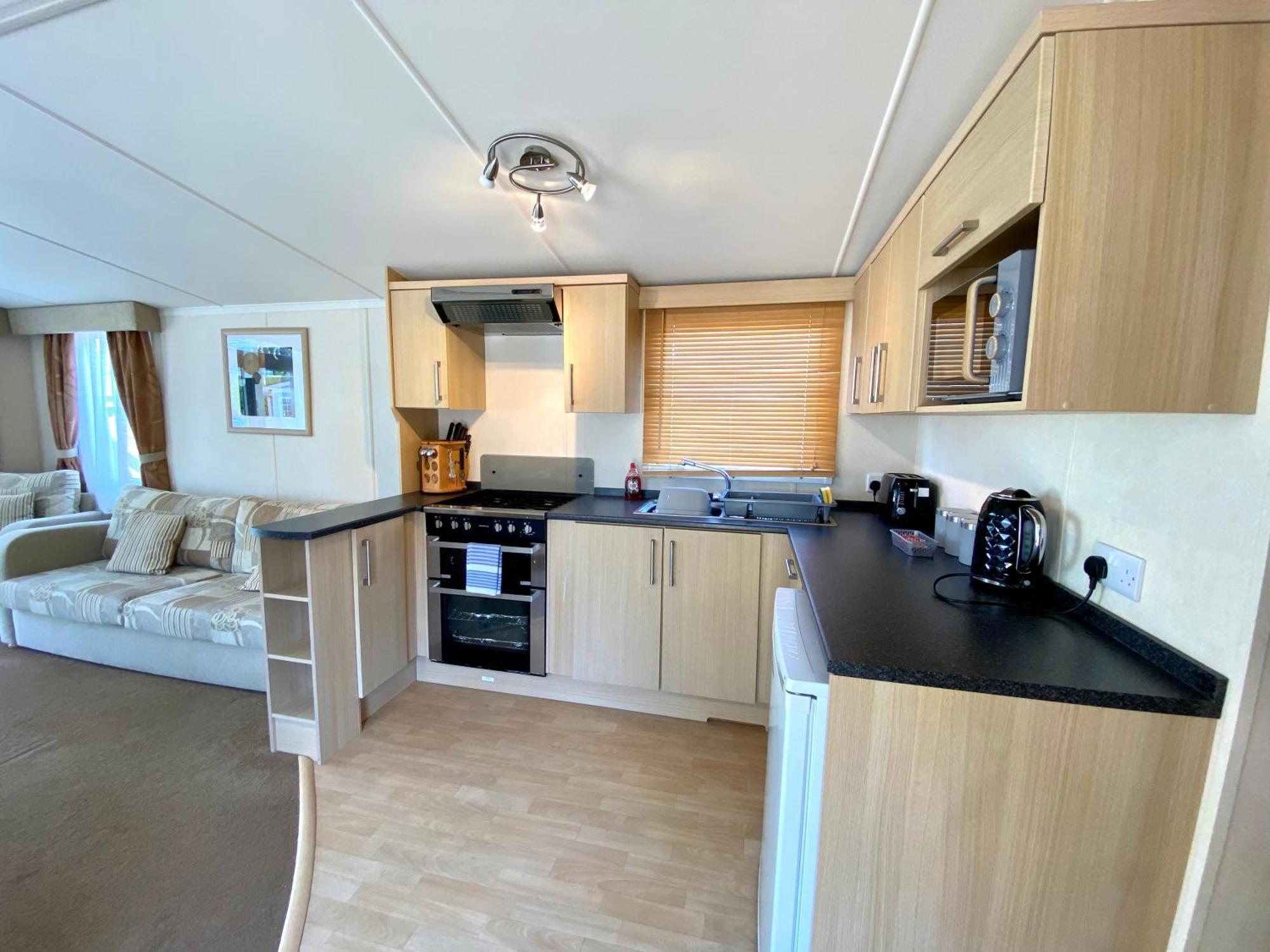 Elletson Park Wood Fired Hot Tubs, Caravans & Pods Pilling Экстерьер фото