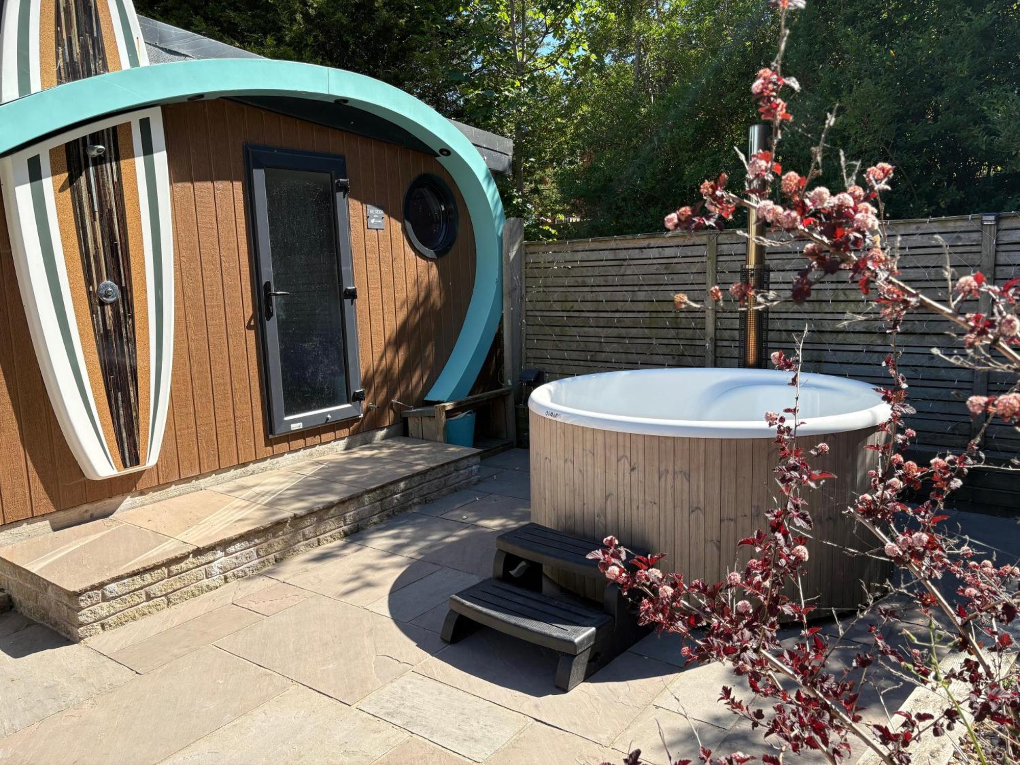 Elletson Park Wood Fired Hot Tubs, Caravans & Pods Pilling Экстерьер фото